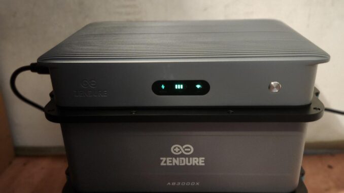 Solarflow 2400 AC Solarflow 2400 AC